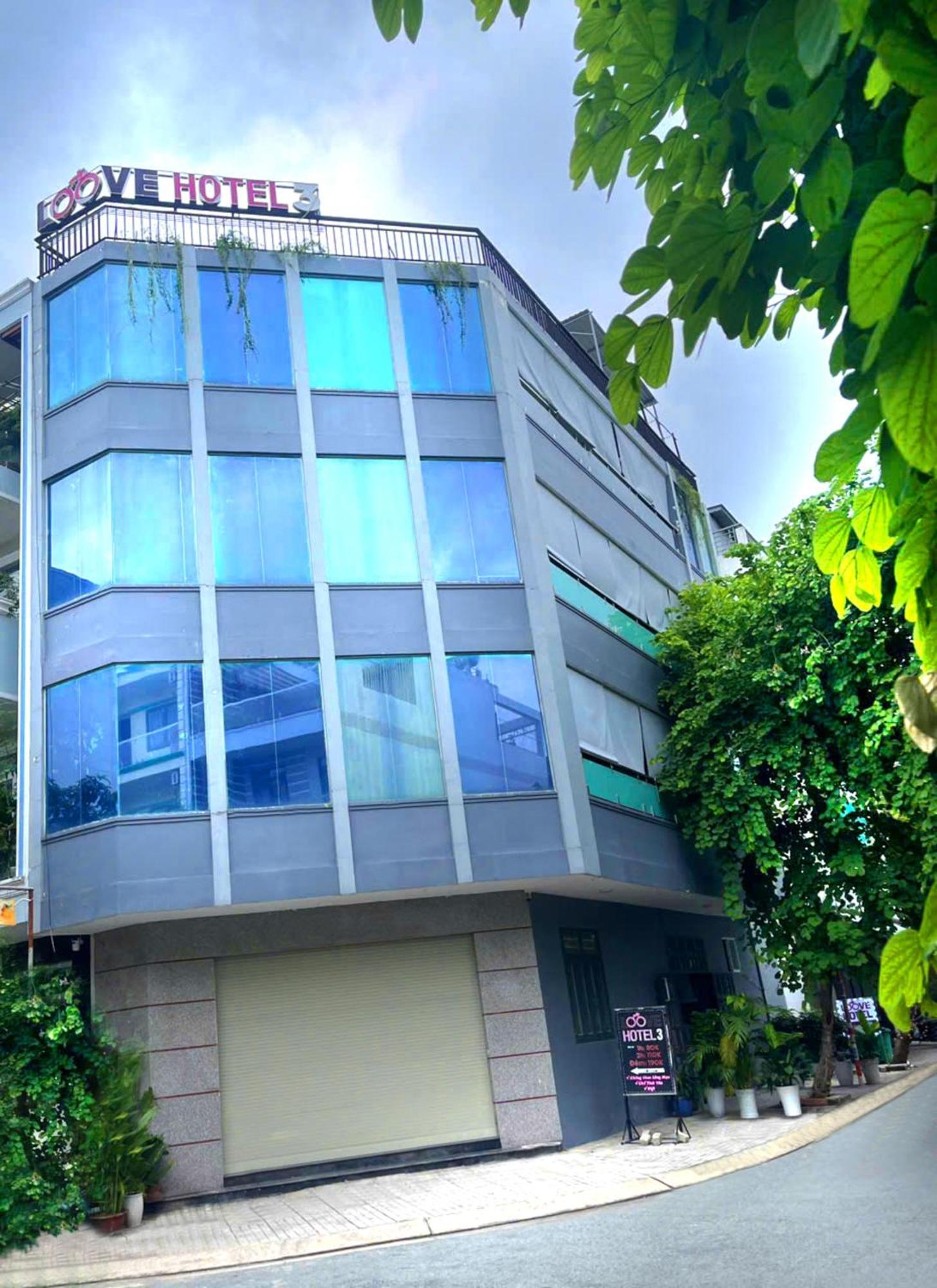 Loove Hotel 3 Ho Chi Minh City Exterior photo