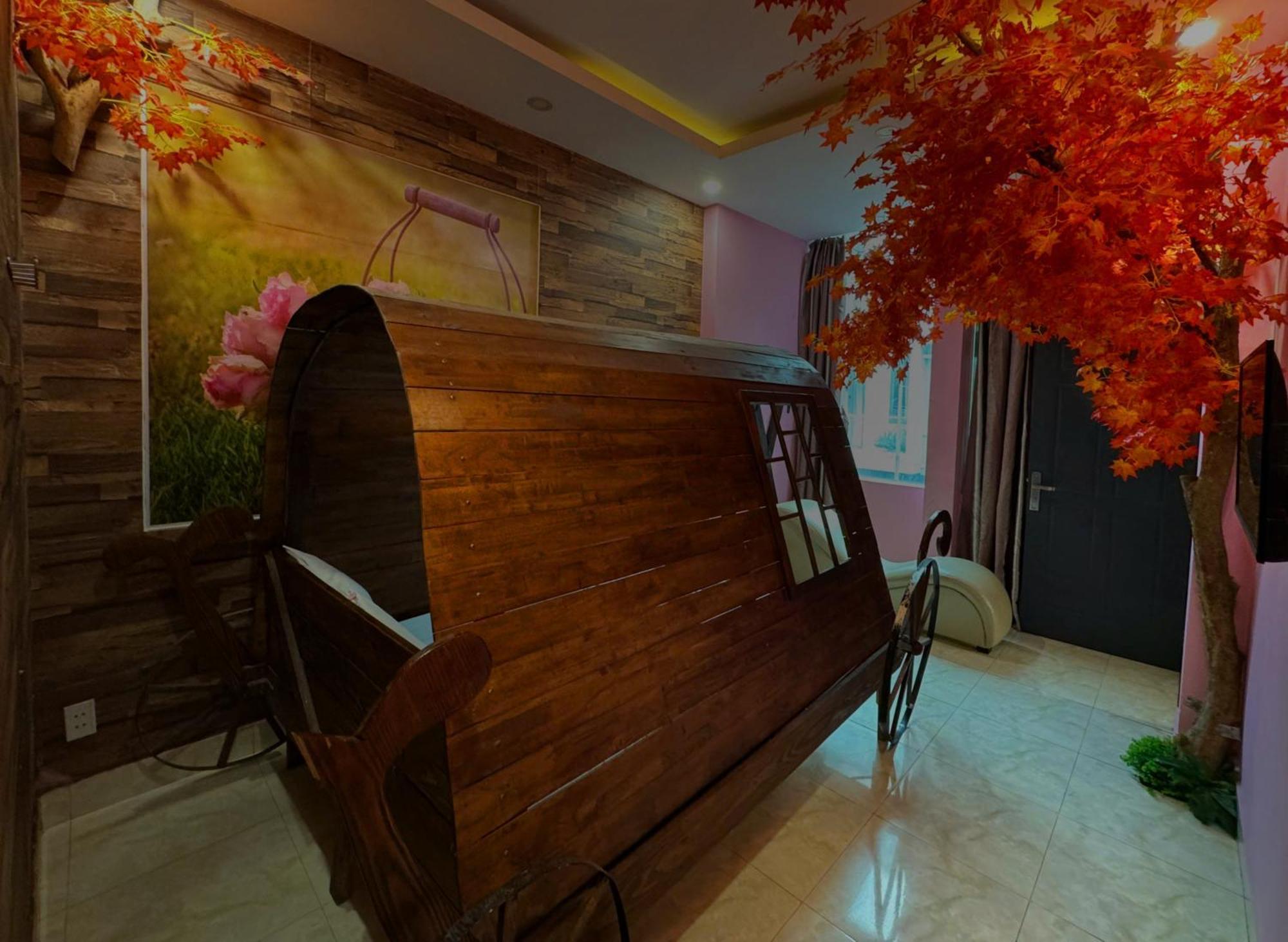 Loove Hotel 3 Ho Chi Minh City Exterior photo